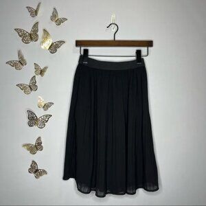 ✨ 5/$25 ✨ NY Collection ♡ High Waist Ribbed / Crinkle Black Skirt